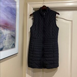 Talbots Black Quilted Vest Zip Front Side Pockets size Medium